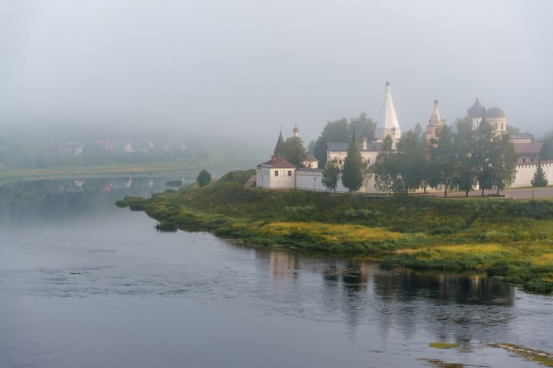 Утро на реке фото превью