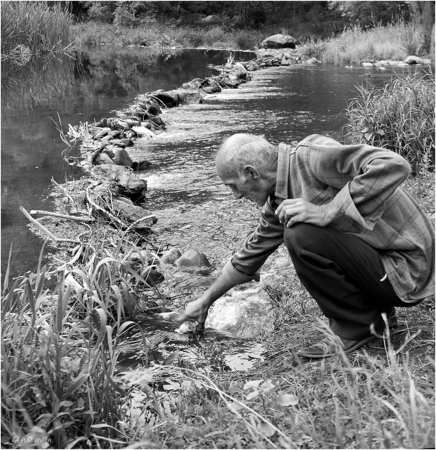человек,у речки,на,дорожку,набрать,воды, Александр Чувилин