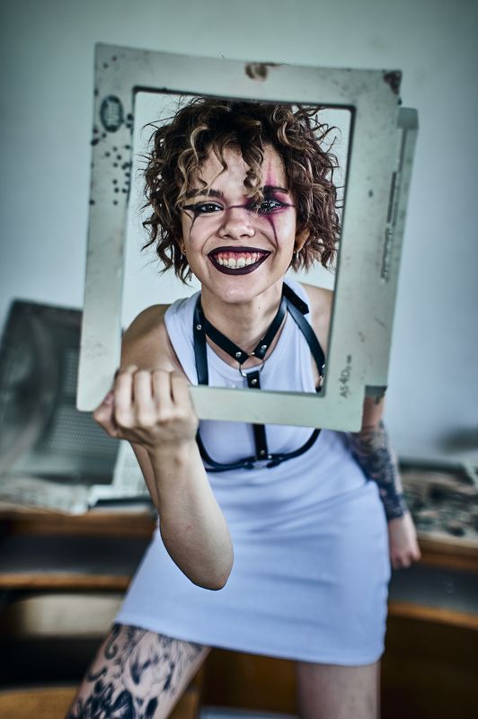 Брошенный Клоун фото превью