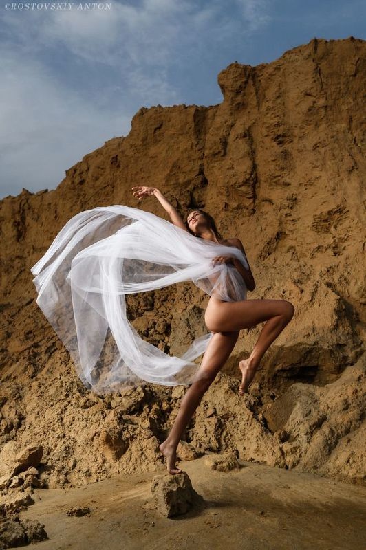 фешн, девушка, природа, танец Летние танцы фото превью