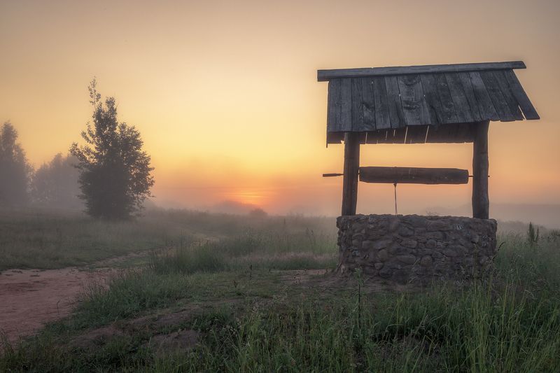 Одинокий колодец фото превью