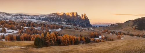 Италия. Доломиты. Утроо на плато ALPE DI SIUSI.