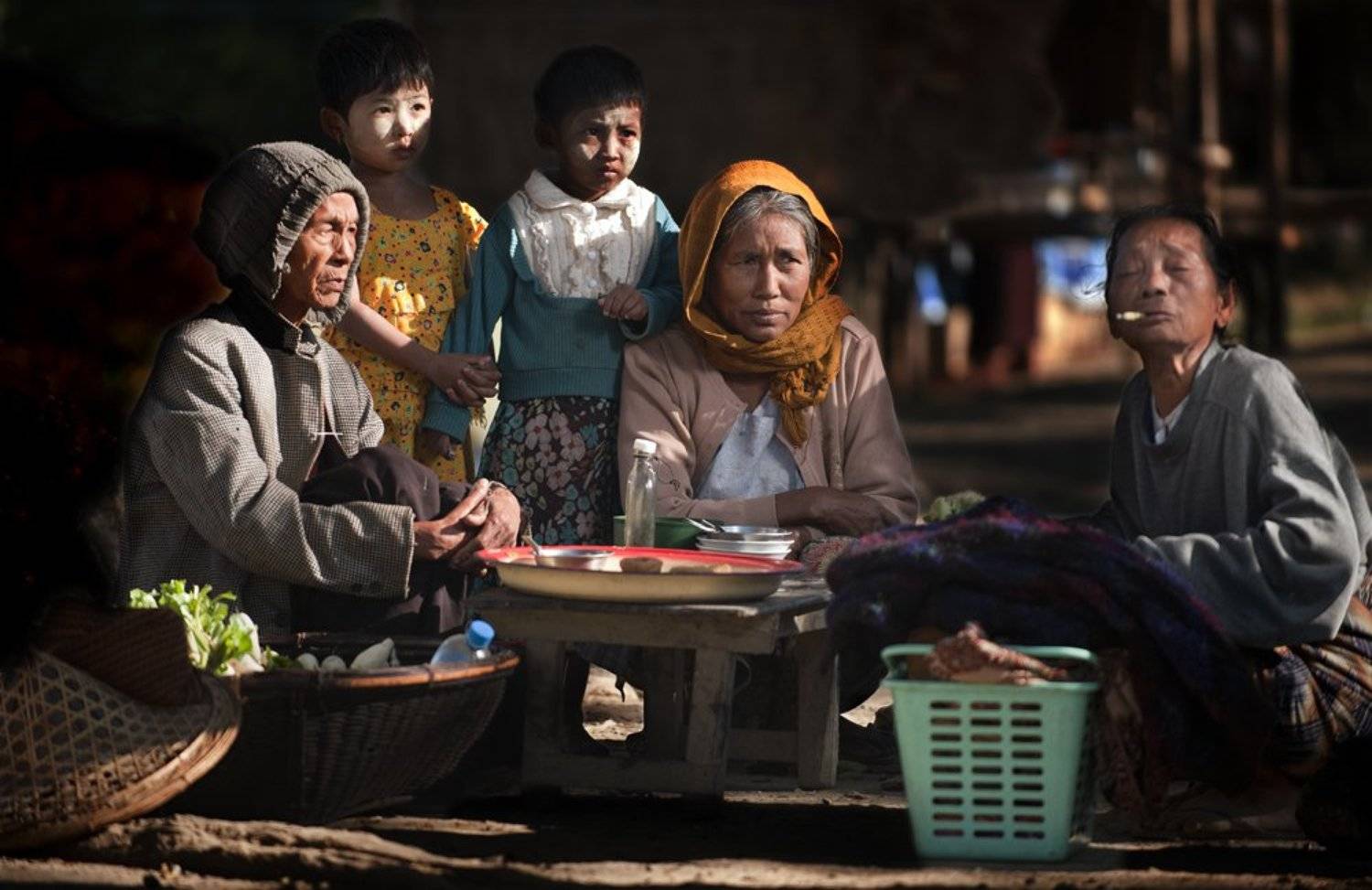 Children, Grandmother, Granny, Group, Mother, Portrait, Portret, Woman, Women, Tomek Jungowski