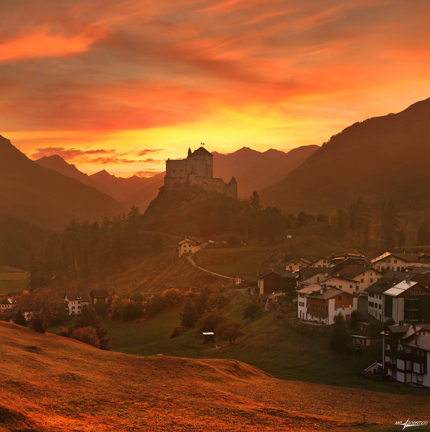 swiss,швейцария,осень,горы,замок,вечер,тарасп,scuol, Матвеев Николай