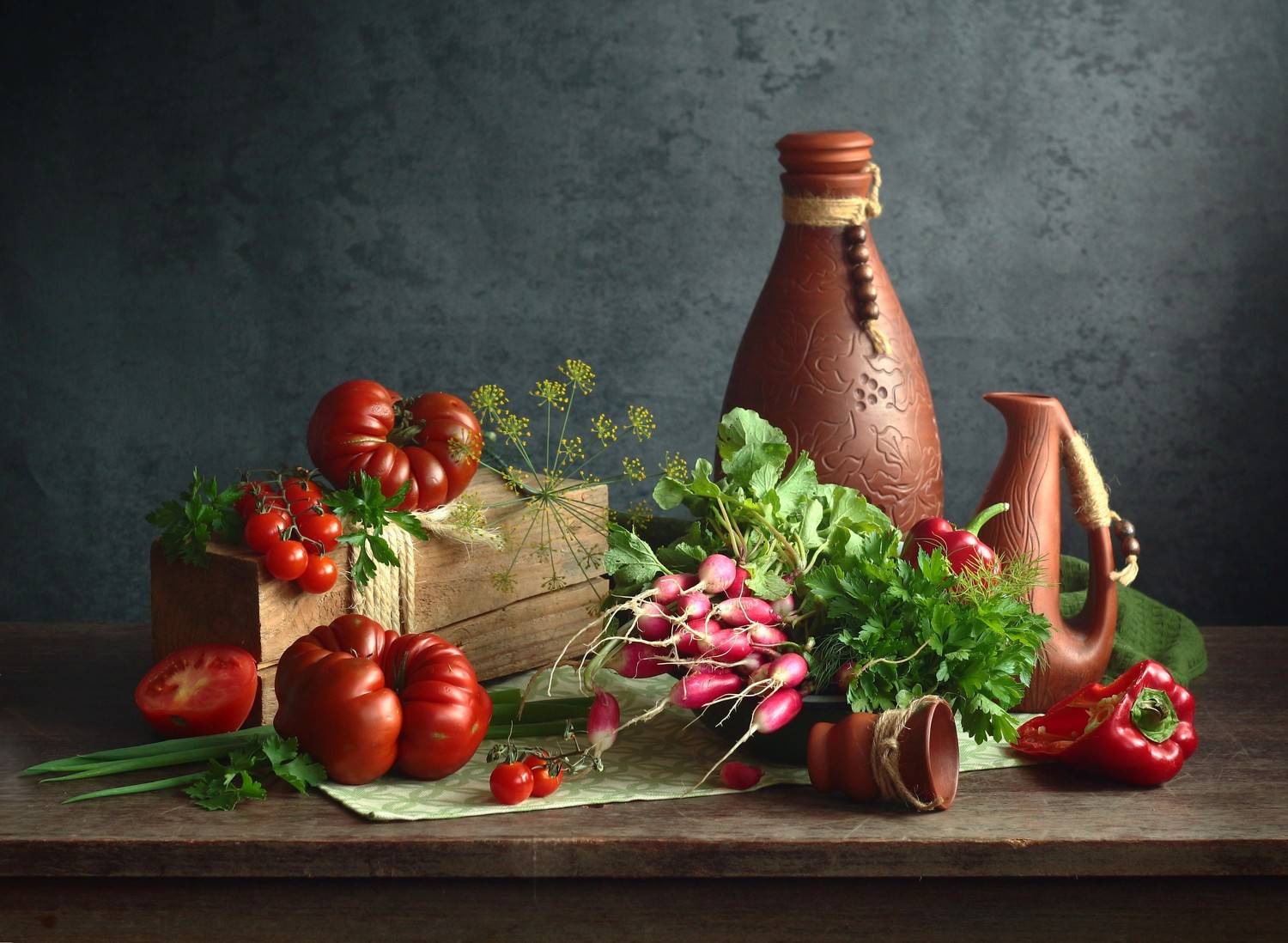 , Людмила Хрусталева*