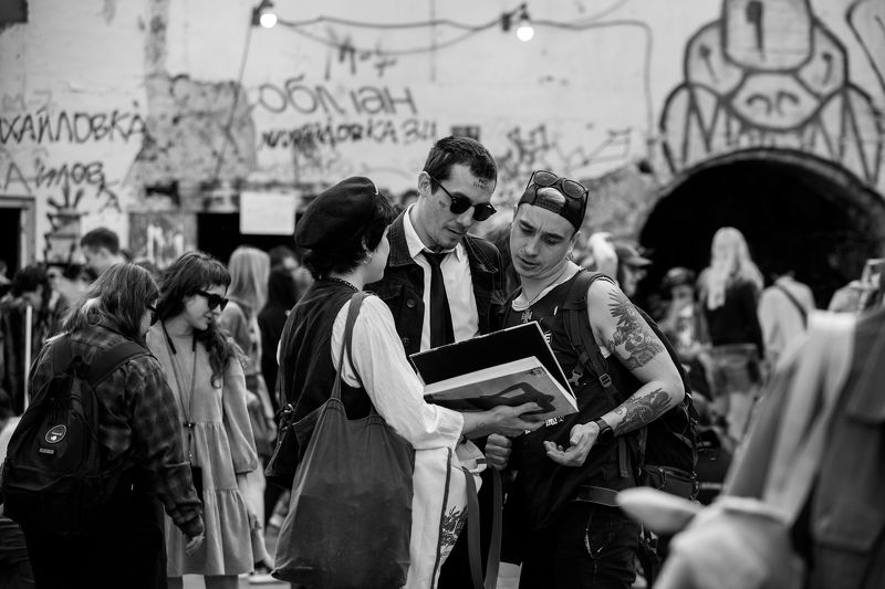 street, black and white, blackandwhitephoto, bnw, documentary, reportage, street, streetphoto, street life, streetbw, streetbnw, streetmoment, Irina Boldina, reportage, human, bw, blackwhite, mood, life, female, woman Moscow | after фото превью