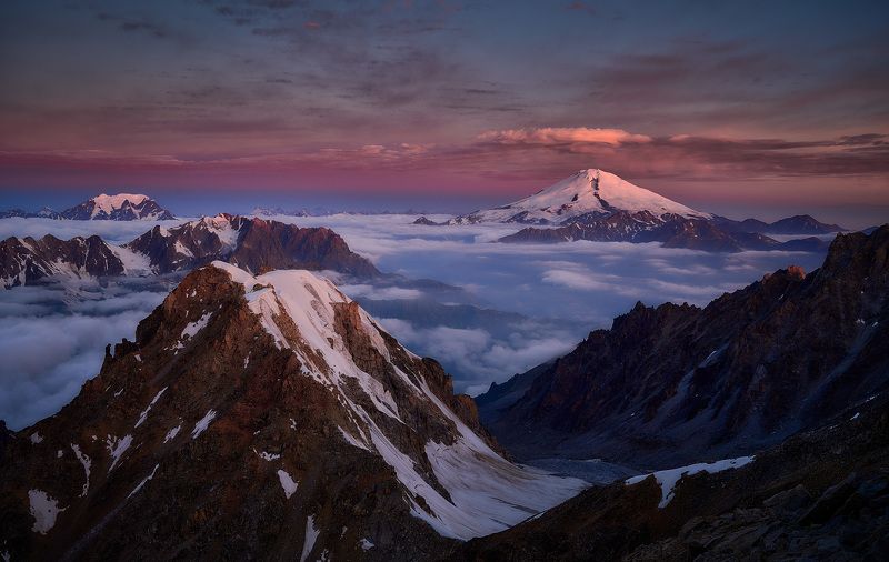 Рассвет над Эльбрусом. фото превью