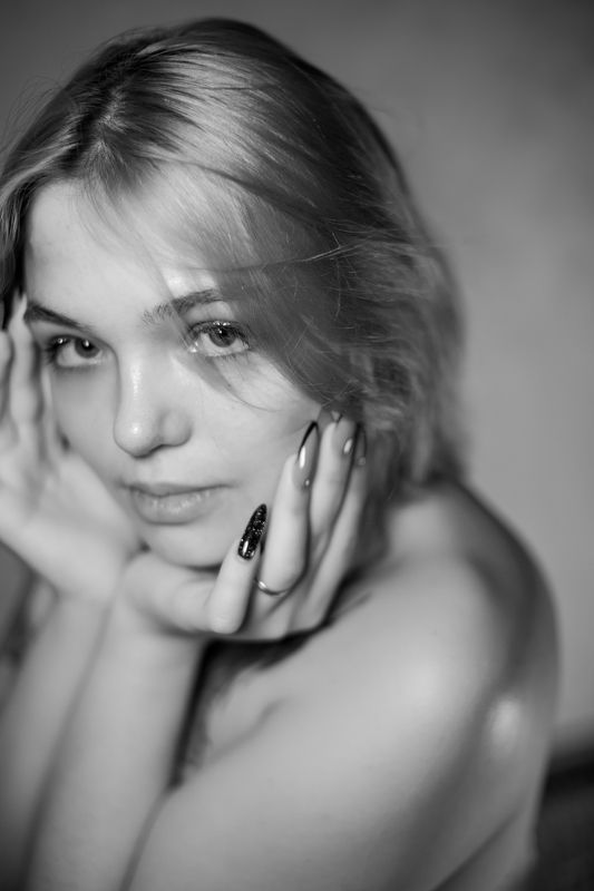 портрет, девушка, portrait, girl, young, sexy, beauty, красота, фотография, photo, monochrome, черно-белое *** фото превью