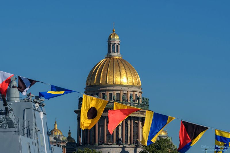 город, санкт-петербург, река нева, стрит фото, уличная фотография, репортаж, люди,  день вмф россии, праздничный петербург в день вмф россии Праздничный Петербург в день ВМФ России фото превью