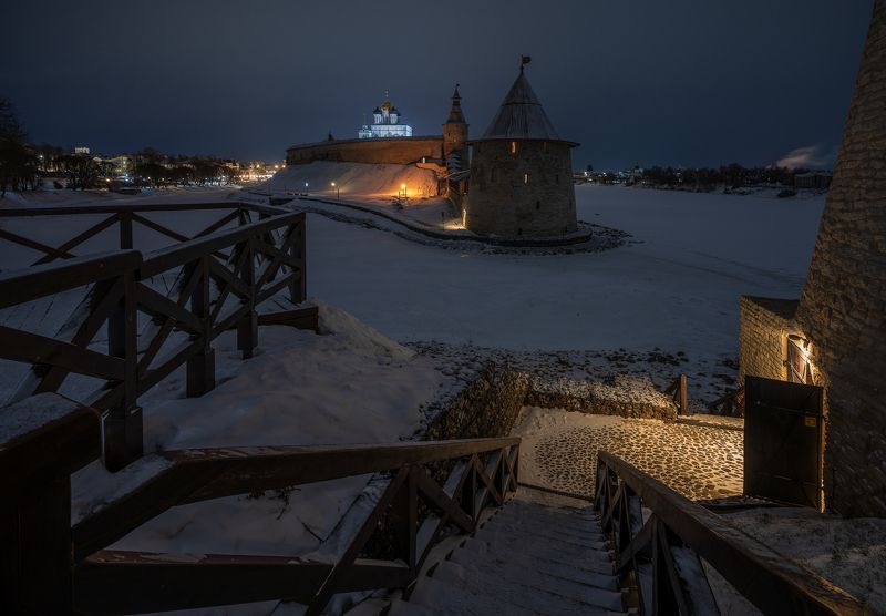 псков, кром, зима, ночь Зимняя ночь фото превью