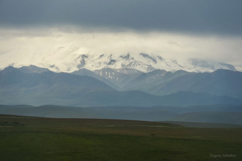 приэльбрусье гум баши перевал горы лето Вид на Приэльбрусье фото превью