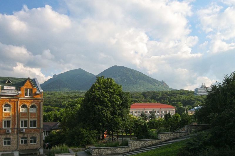 Железноводск с видом на Бештау фото превью