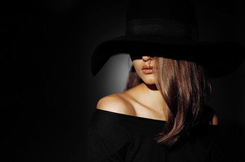 Черное на черном