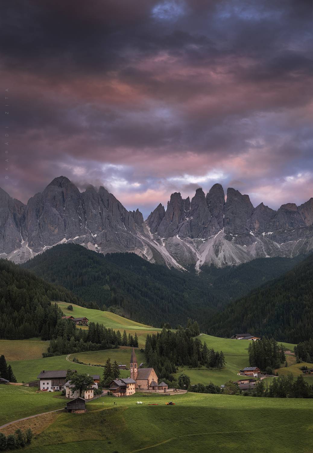 dolomiti, dolomites, sunrise, landscape, sky, sun, mountains, clouds, trees, italy, forest, church, valley,, Kar&aacute;di Zita