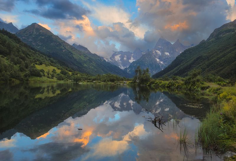 туманное озеро, домбай, тебердинский заповедник Вечер в Домбае фото превью