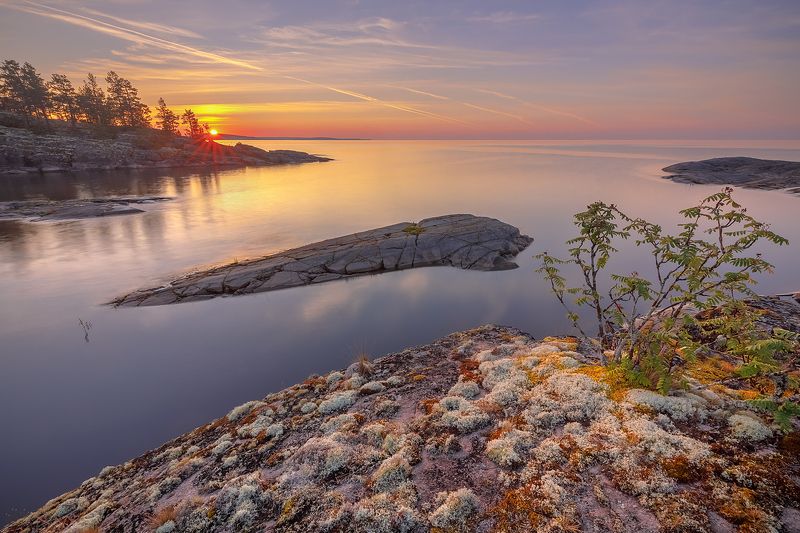 ладожские шхеры, карелия, ладога, северное приладожье, сортавала, лахденпохья, русский север,северная природа, северный пейзаж, пейзажи карелии, фототуры по карелии, фототуры по ладоге, фототур на ладожские шхеры Штиль на рассвете фото превью