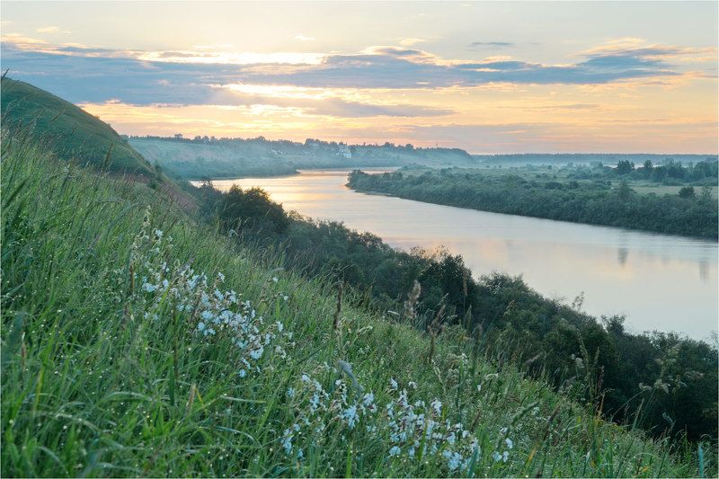 Утро над рекой фото превью