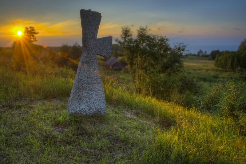 Старый крест. фото превью