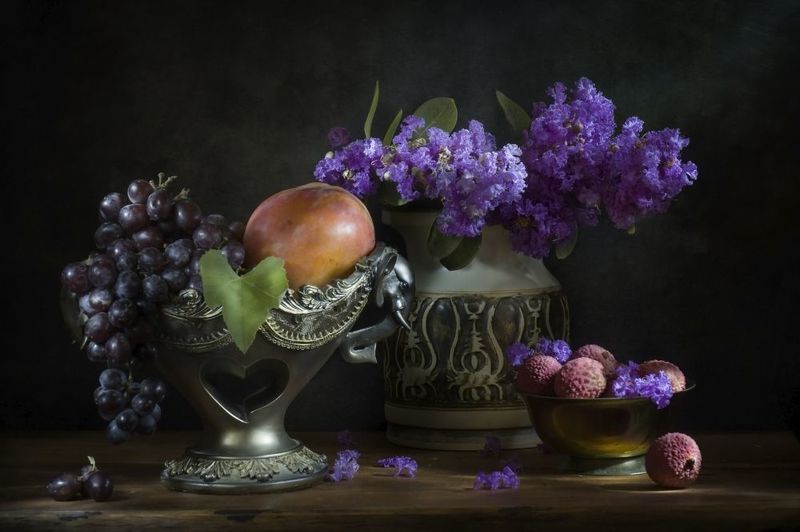 Натюрморт с индийской сиренью( лагерстрёмия индийская) фото превью