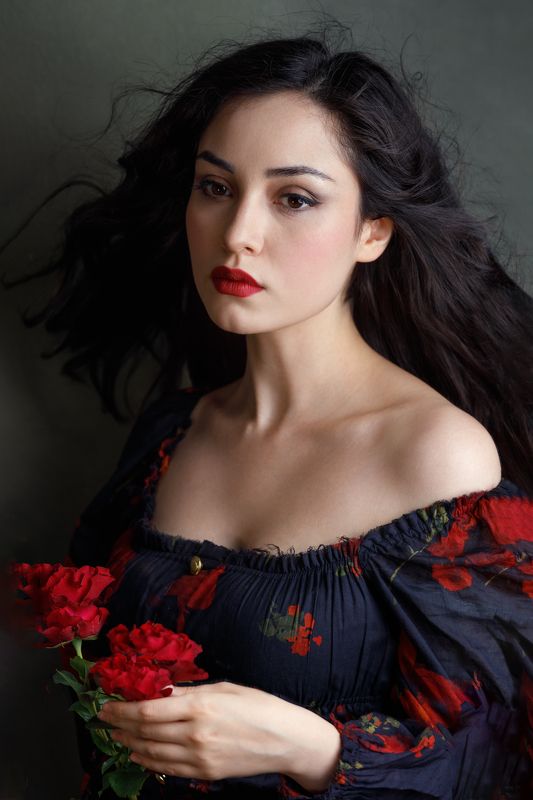 ветер в волосах, взгляд, мечты, цветы, лето, лица, цвет, печать, красавица Анна фото превью