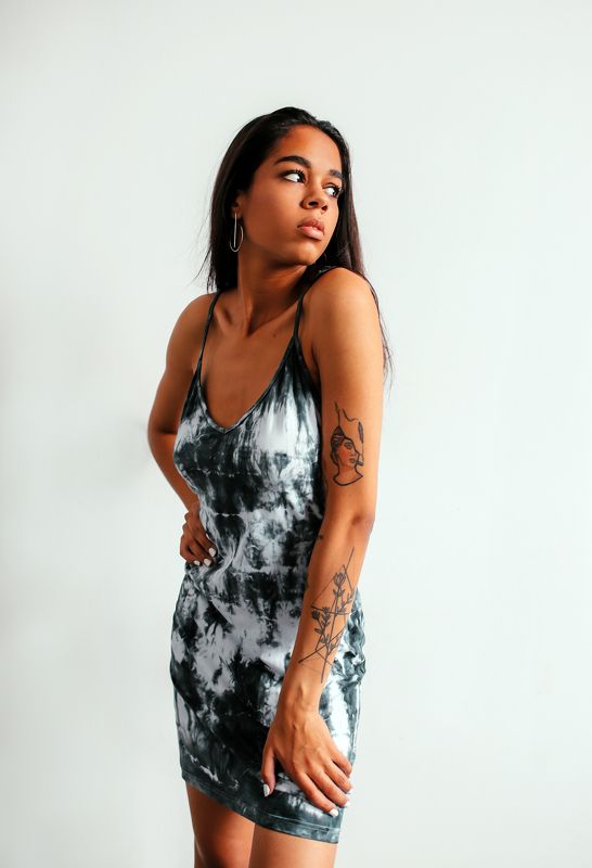 Mona фото превью