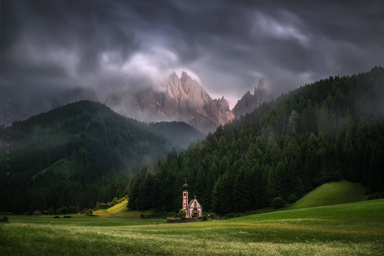 dolomiti, dolomites, sunrise, landscape, sky, sun, mountains, clouds, trees, italy, forest, church, longexpo, chapel,, Kar&aacute;di Zita