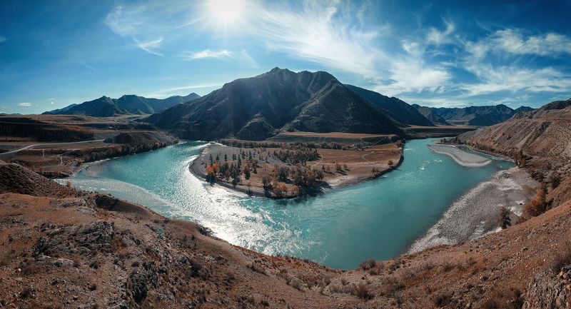Бирюза под солнцем осени фото превью