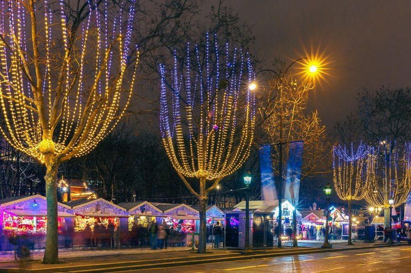 Holiday, Festively, decorated, Christmas, Champs Elysees, market, Fair, New Year, Europe, European, avenue des champs-elysees, france, french, illuminated, night, outdoors, paris, vacations, garlands, lights, festive Christmas Paris фото превью
