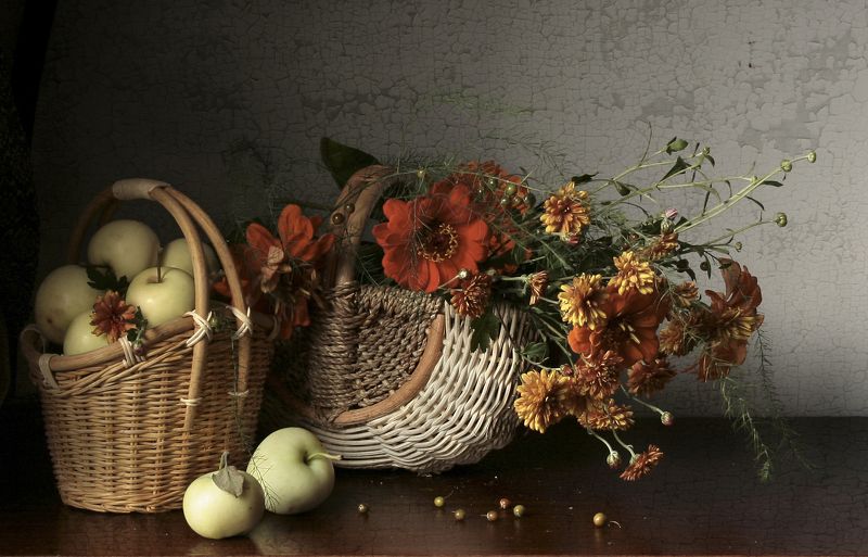 Натюрморт, Фотография, Фотонатюрморт, Цветы, Яблоки  фото превью