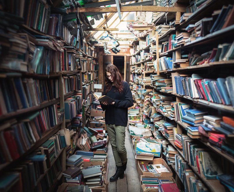 canon, canon70, people, library, books, book, girl люди, книги, библиотека, девушка Внимание фото превью