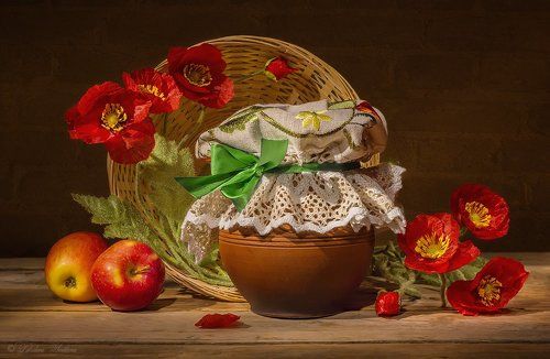 Натюрморты с маками