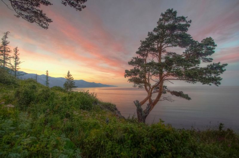 Рассветный пейзаж фото превью