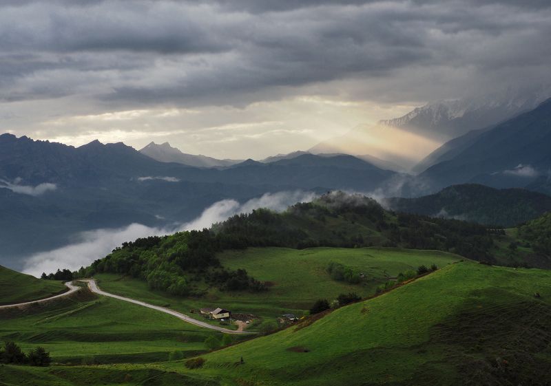 кавказ, ингушетия, горы Кавказ. Ингушетия. фото превью