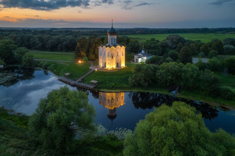 Жемчужина Владимирской области, Покрова на Нерли. фото превью