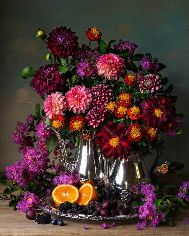 Dahlias and Marigolds фото превью