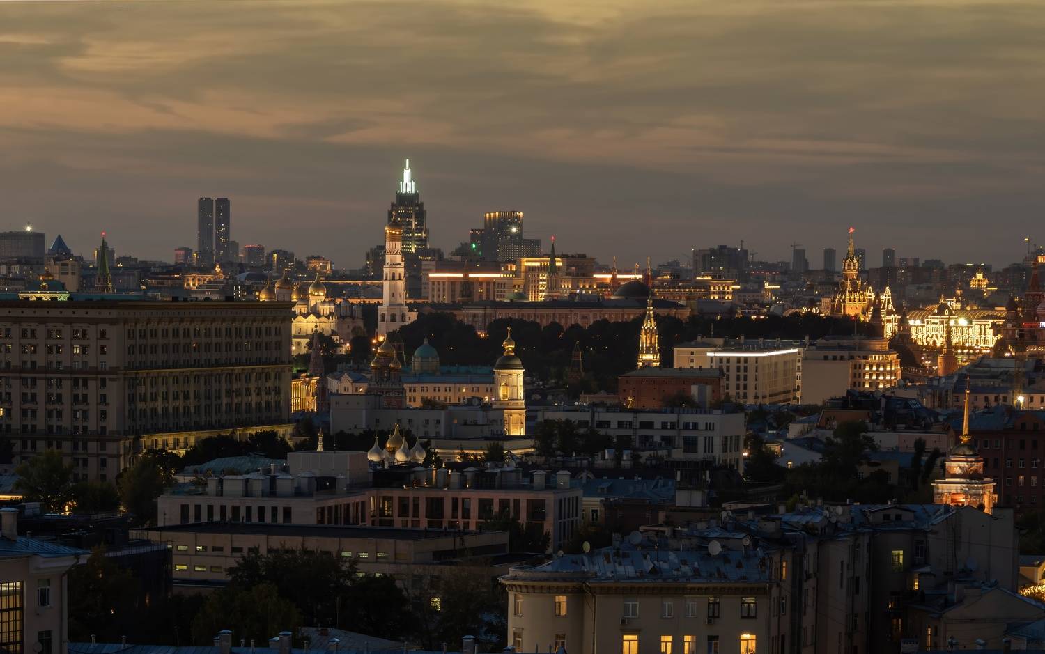 Вечерняя Москва, Александр Лукин