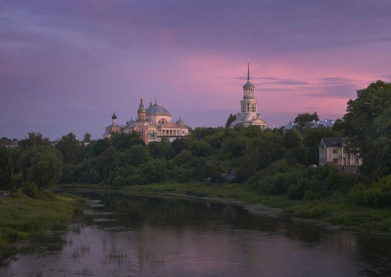 Июньские сумерки в Торжке фото превью