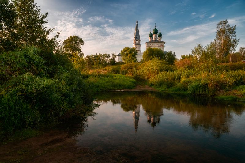 россия, осенево, лето, вечер, ярославская область, храм, церковь, православие, деревня, речка На речке на том бережочке фото превью