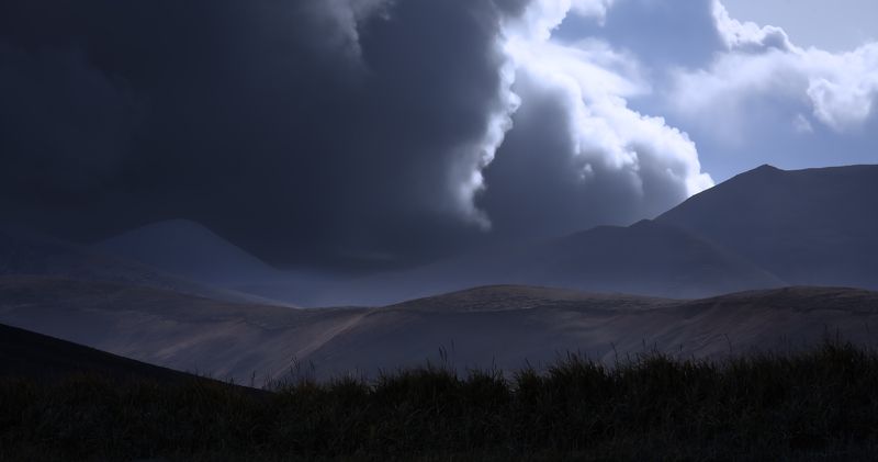 Циклон идёт на Командоры фото превью