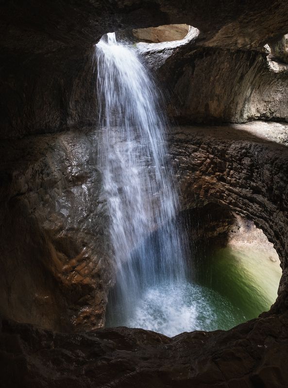 Салтинский подземный водопад фото превью
