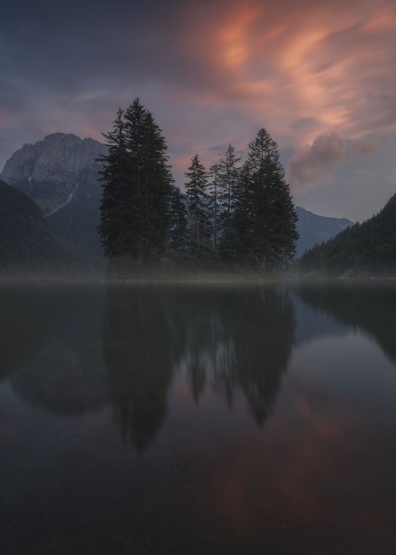 Upon the Water фото превью