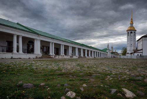 Старинная площадь