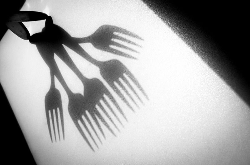 вилки, тень, свет, игра с тенью Вилки фото превью