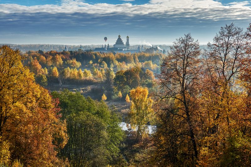 Октябрьское утро фото превью