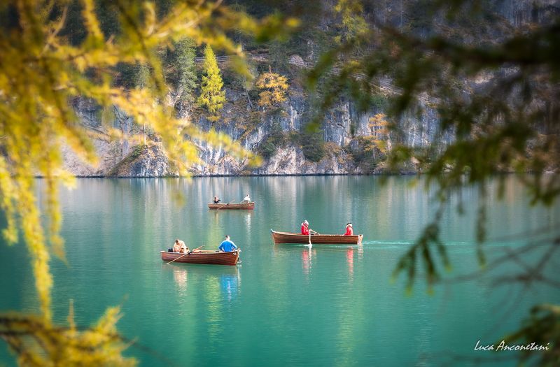 Braies lake фото превью