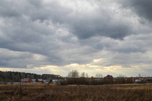 Хмурое небо осени