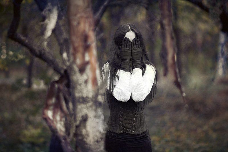 девушка, деревья, молчание, осень Я знаю, вы лжёте. -2- фото превью