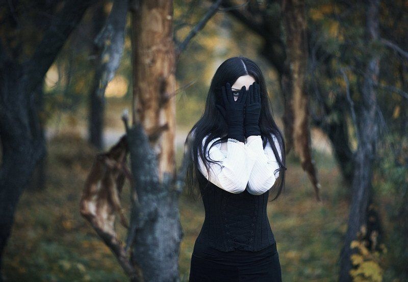 девушка, деревья, молчание, осень, глаз, взгляд Я знаю, вы лжёте. -3- фото превью