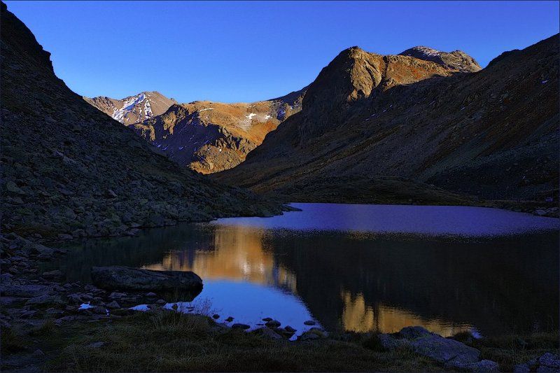 Каменные берега фото превью