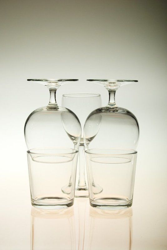 бокалы вверхдном фото превью